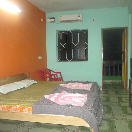 Subhash Guest House Baga Bagian luar foto