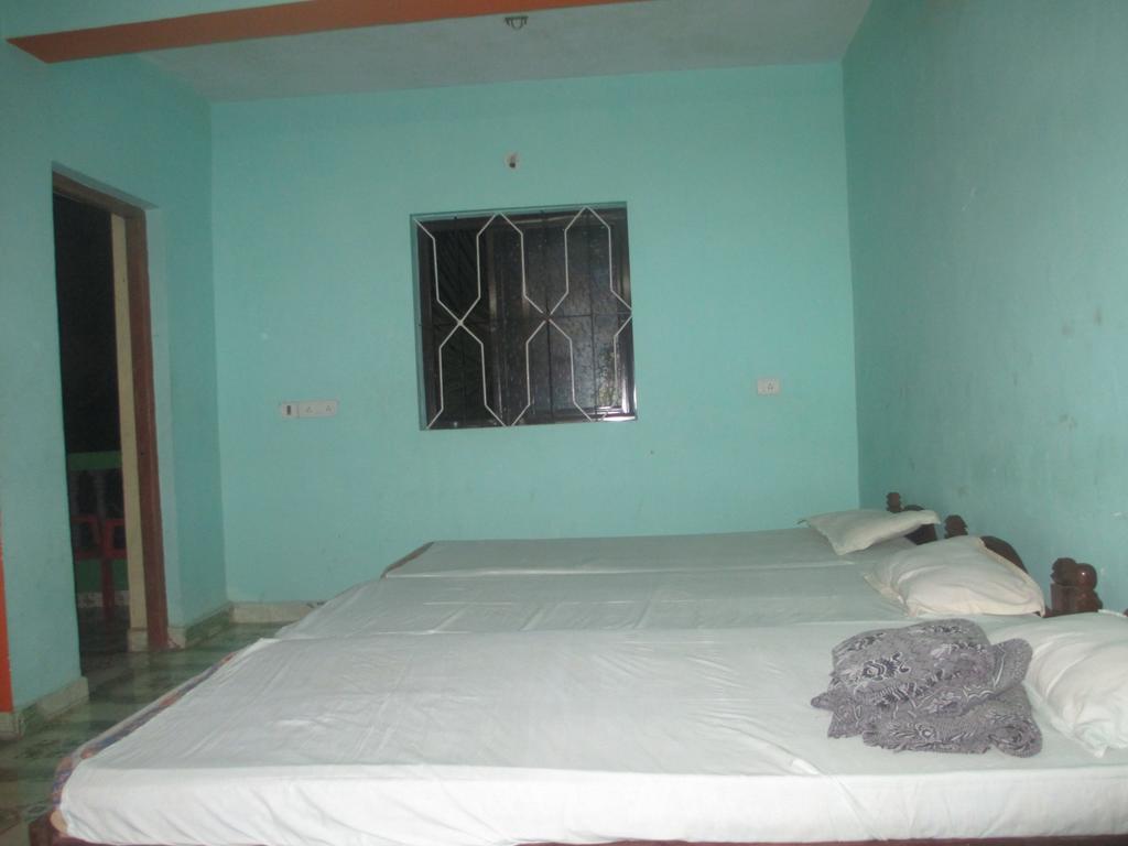 Subhash Guest House Baga Bagian luar foto