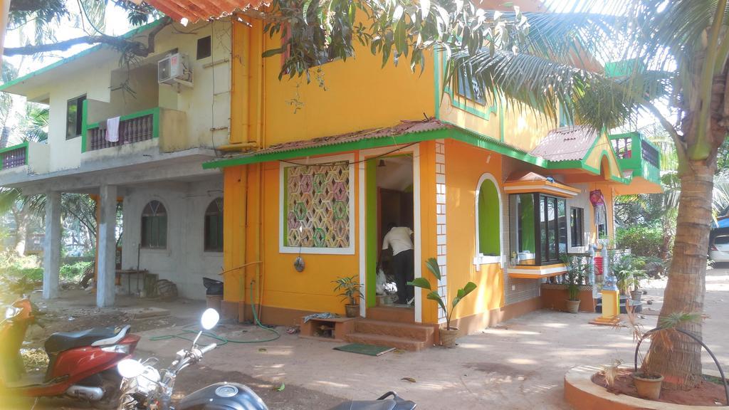 Subhash Guest House Baga Bagian luar foto